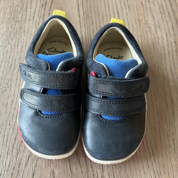 Clarks: Navy Blue First Shoes - Leather with Velcro Straps: Size US 5.5 - Picture 1 of 8